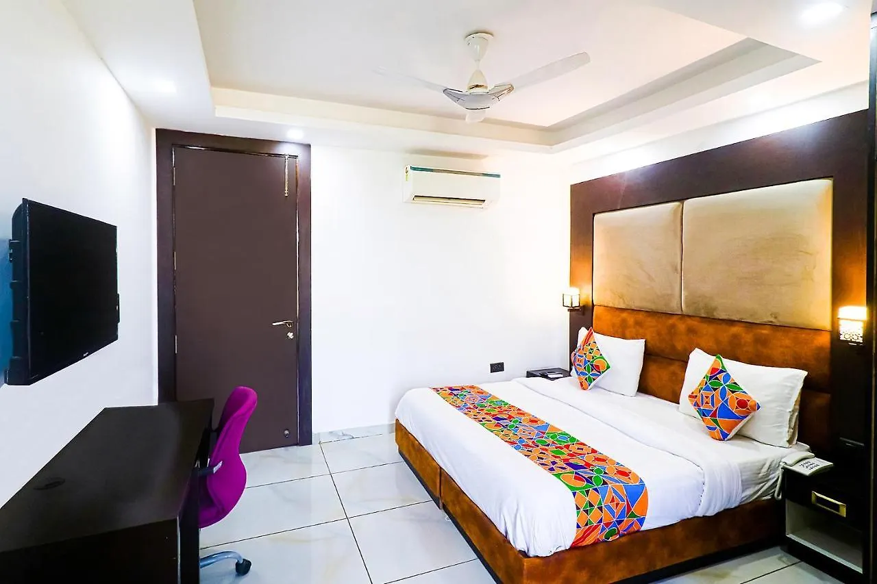 Hotel Fabhotel Kiara The Private Suites Gurgaon